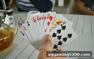 爱游戏体育下载带你深入：棋牌桌游心理博弈与英超竞技心态的完美融合